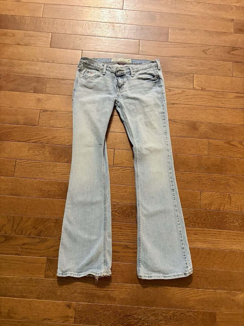 Hollister Flare Jeans Size 3S Light Wash Stretch Denim Low Rise